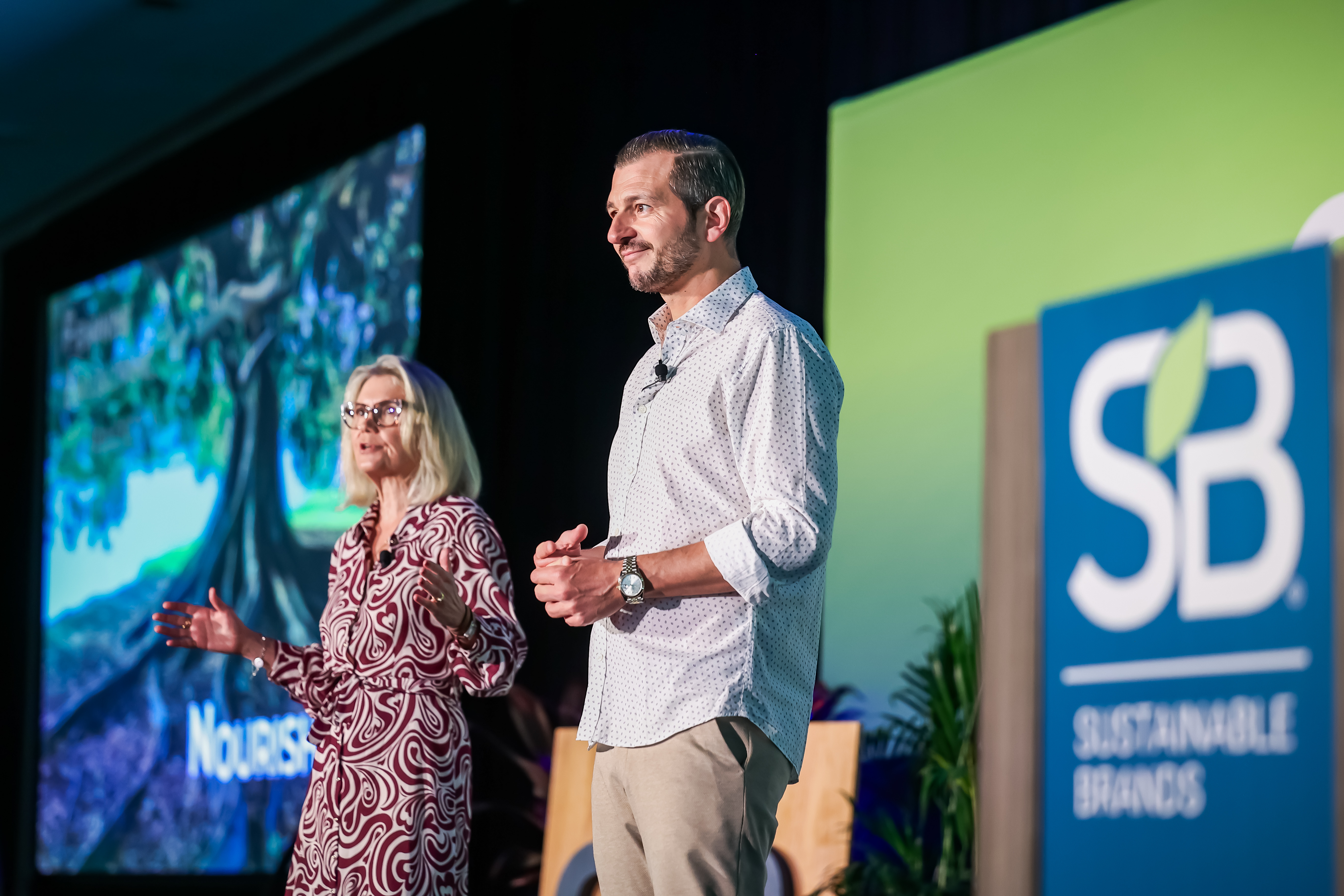 Virginie Hélias and Vincent Avanzi in conversation on stage